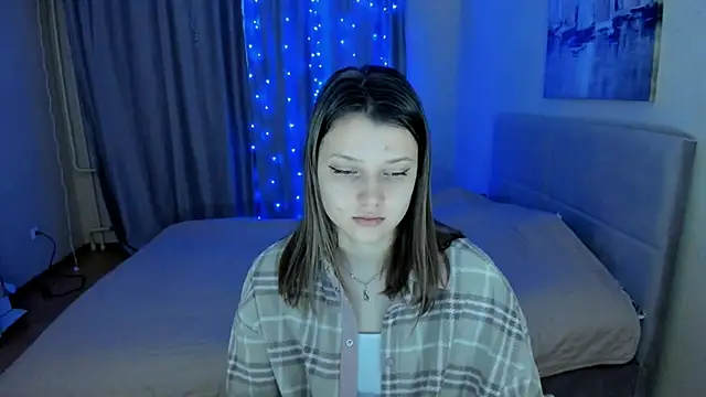 Snapshot of SoniNesti chatting on 10, 12, 2024 SoniNesti online show from 10, 12, 2024