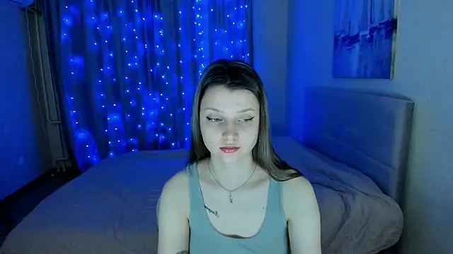 Snapshot of SoniNesti chatting on 13, 12, 2024 SoniNesti online show from 13, 12, 2024