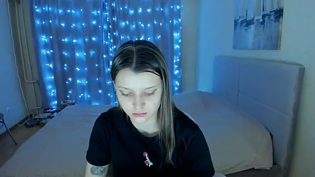 Snapshot of SoniNesti chatting on 6, 2, 2025 SoniNesti online show from 6, 2, 2025