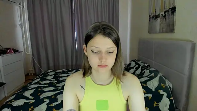 Snapshot of SoniNesti chatting on 10, 9, 2025 SoniNesti online show from 10, 9, 2025