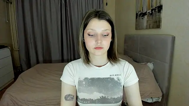 Snapshot of SoniNesti chatting on 15, 10, 2025 SoniNesti online show from 15, 10, 2025