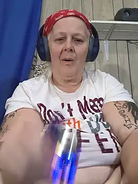 DavisDesires online show from 29, 7, 2026