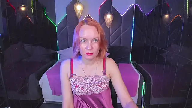 NikaGentle online show from 9, 10, 2025