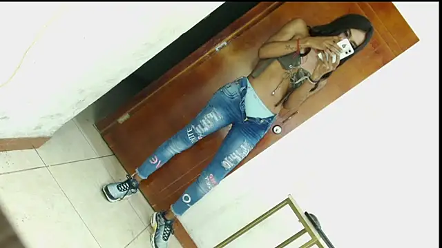 Snapshot of nomy_07 chatting on 18, 2, 2025 nomy 07 online show from 18, 2, 2025