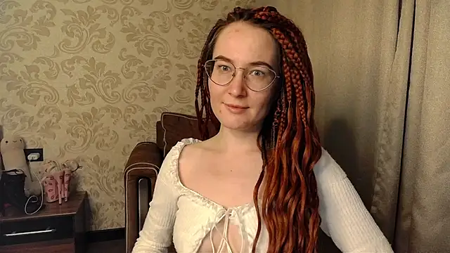 Snapshot of AgnesGraham chatting on 18, 10, 2025 AgnesGraham online show from 18, 10, 2025