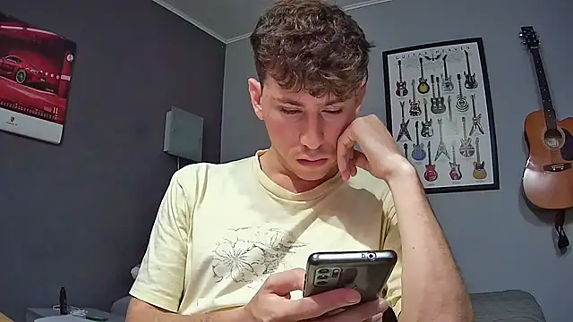 Snapshot of saint_not chatting on 10, 2, 2025 saint not online show from 10, 2, 2025