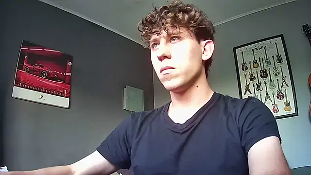 Snapshot of saint_not chatting on 9, 10, 2025 saint not online show from 9, 10, 2025