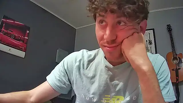 Snapshot of saint_not chatting on 16, 10, 2025 saint not online show from 16, 10, 2025