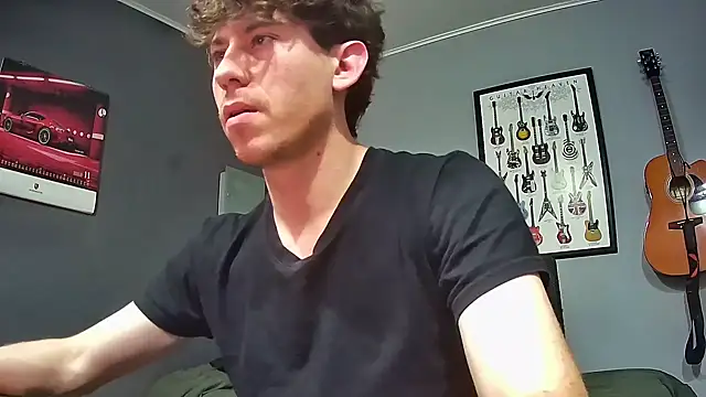 Snapshot of saint_not chatting on 23, 10, 2025 saint not online show from 23, 10, 2025