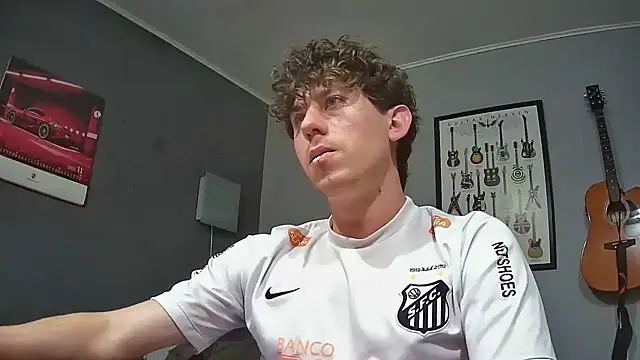 Snapshot of saint_not chatting on 8, 11, 2025 saint not online show from 8, 11, 2025