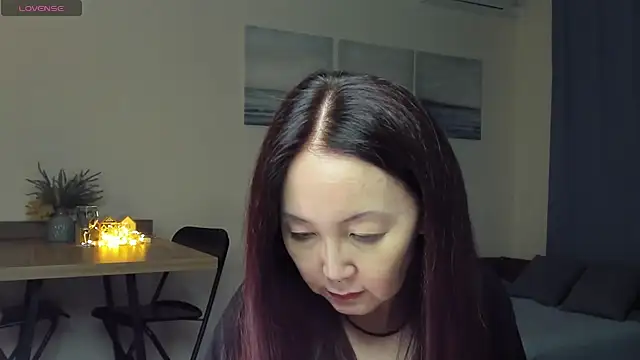 AvroraSakura online show from 15, 2, 2025