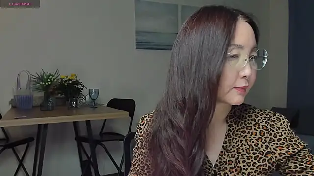 AvroraSakura online show from 21, 2, 2025