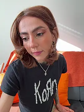 Evangelyne 1 online show from 21, 11, 2025