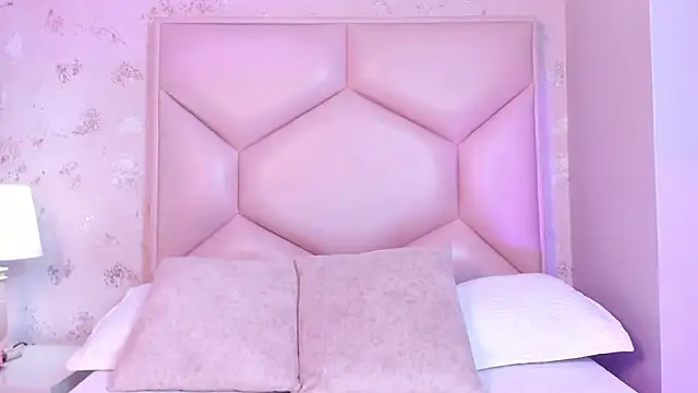 ambar sullivan online show from 30, 9, 2025