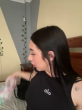 isabella jade online show from 21, 10, 2025