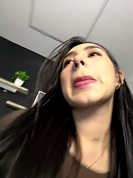 isabella jade online show from 22, 11, 2025