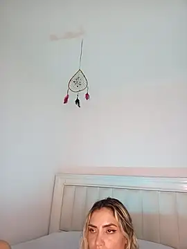 ASHLEY BLAIR online show from 3, 1, 2025