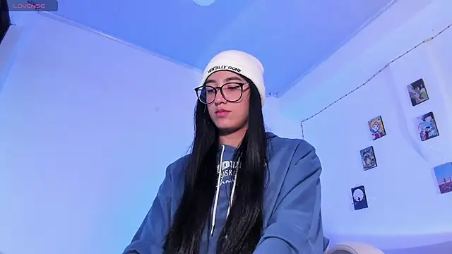 ineedmydaddy  online show from 25, 1, 2025