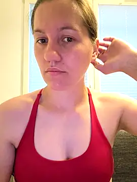 Nicole-Ray online show from 8, 7, 2026