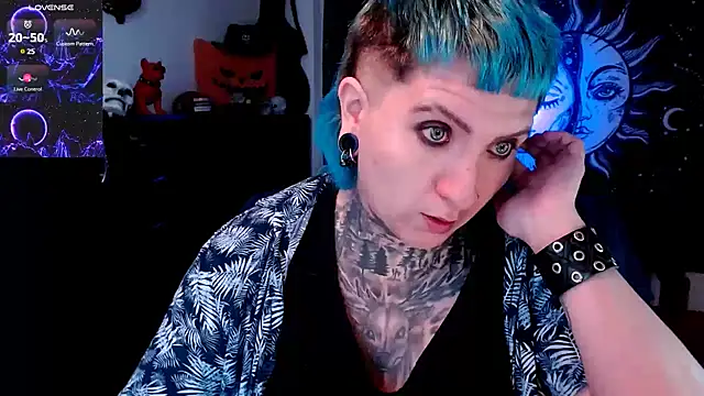 Marieblueeyes online show from 3, 3, 2025