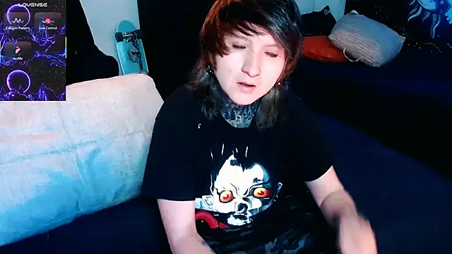 Marieblueeyes online show from 9, 9, 2025