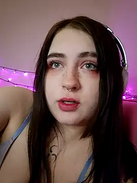 Yammy Yumi online show from 20, 1, 2025