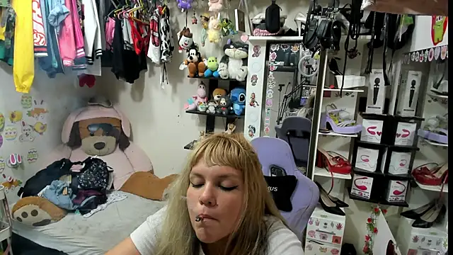 allsson queen online show from 12, 7, 2026