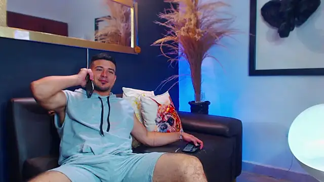 Markboyl online show from 10, 9, 2025