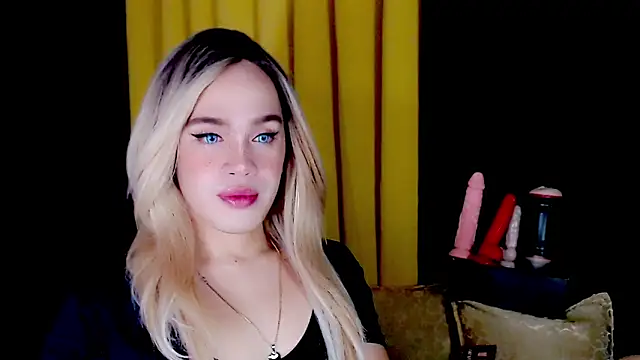 Snapshot of arianneXXX_ts chatting on 10, 9, 2025 arianneXXX ts online show from 10, 9, 2025