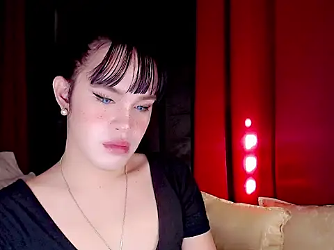 Snapshot of arianneXXX_ts chatting on 11, 10, 2025 arianneXXX ts online show from 11, 10, 2025