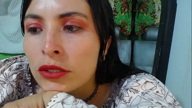 Alexandrasaenz online show from 25, 1, 2025