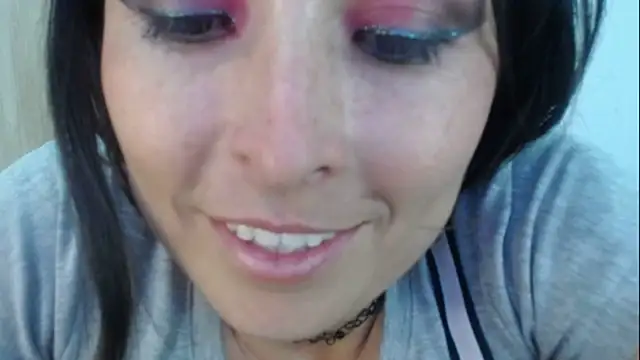 Alexandrasaenz online show from 4, 3, 2025