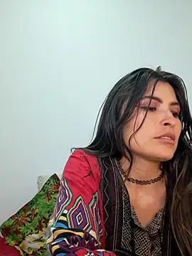 Alexandrasaenz online show from 6, 3, 2025