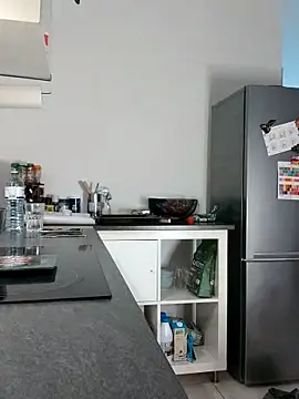 clara-francaise online show from 18, 9, 2025