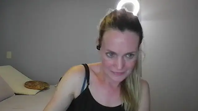 Annylove1 online show from 14, 12, 2025