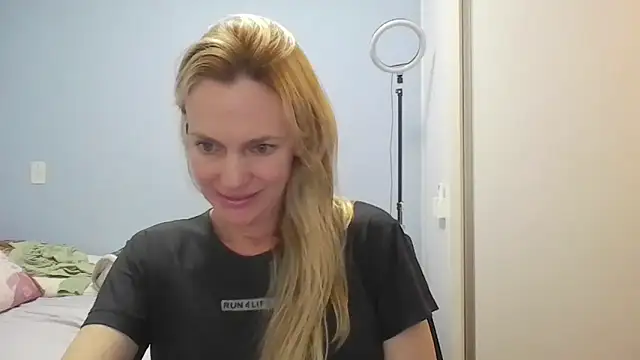 Annylove1 online show from 23, 4, 2026