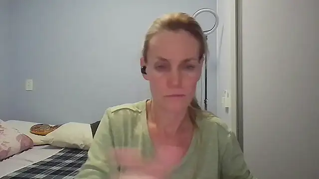 Annylove1 online show from 26, 4, 2026