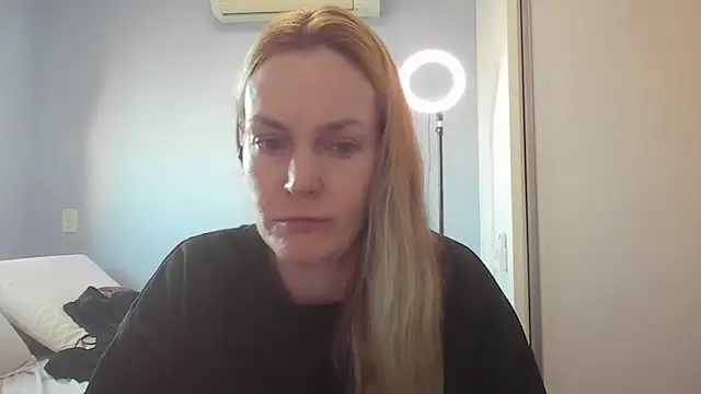 Annylove1 online show from 8, 6, 2026