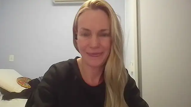 Annylove1 online show from 9, 6, 2026