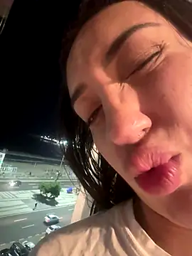 Hannahoff online show from 1, 10, 2025