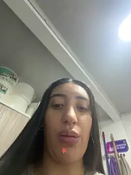 Snapshot of Hannahoff chatting on 2, 6, 2026 Hannahoff online show from 2, 6, 2026
