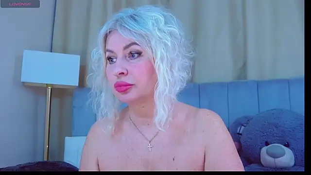 Barbie Blond  online show from 29, 3, 2026