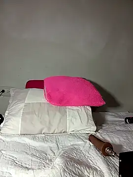 haileystone online show from 28, 4, 2026