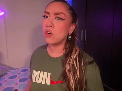 Im sophiie online show from 20, 1, 2025