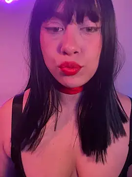 Im sophiie online show from 26, 2, 2025