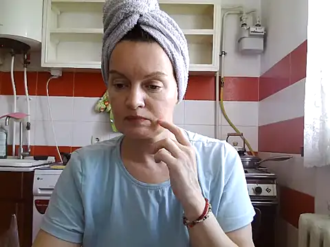 LoveNBloom online show from 16, 7, 2026