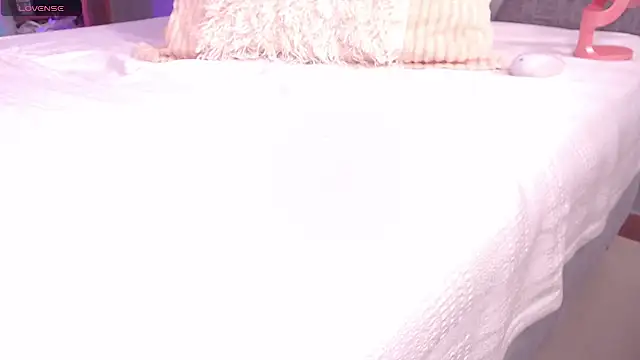 Snapshot of Miaparkerss_ chatting on 13, 1, 2025 Miaparkerss online show from 13, 1, 2025