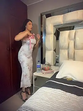 Snapshot of Miaparkerss_ chatting on 26, 10, 2025 Miaparkerss online show from 26, 10, 2025