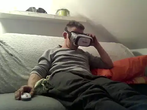 Cambitchboy online show from 12, 2, 2025