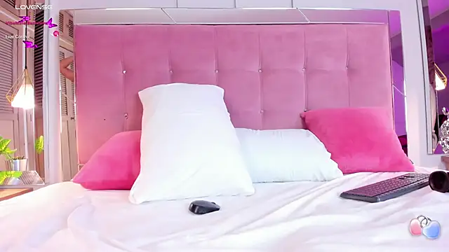 Ahincale online show from 12, 2, 2025